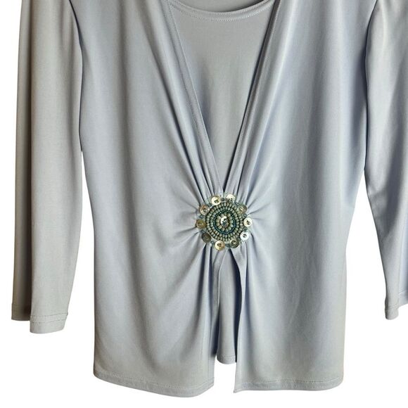 Tradition blue embellished blouse. Size small - Picture 6 of 8